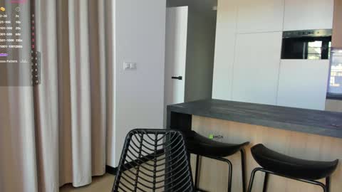 Marina online show from February 8, 1:11 pm