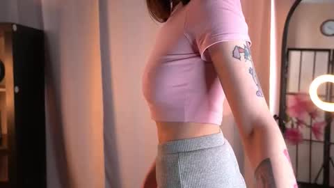 Mary online show from March 11, 5:35 am