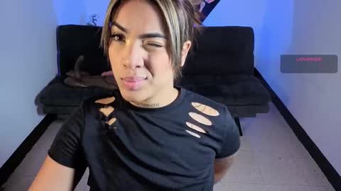 Snapshot of maryybellax chatting on November 23, 10:42 pm maryybellax online show from November 23, 10:42 pm