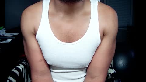 Snapshot of masculine9hard210085 chatting on November 30, 7:23 am masculine9hard210085 online show from November 30, 7:23 am