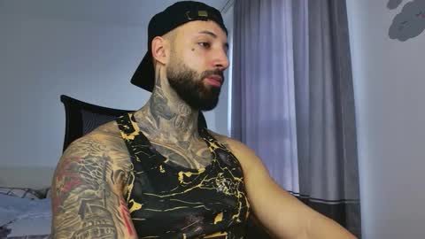 masculineguy69 online show from December 16, 9:36 am