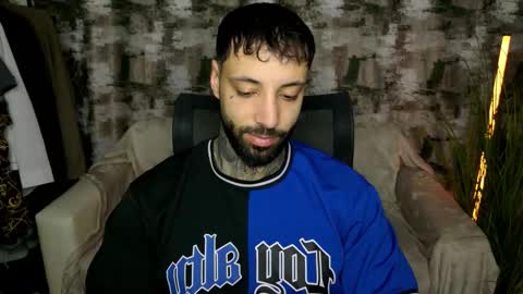 masculineguy69 online show from February 16, 5:14 am