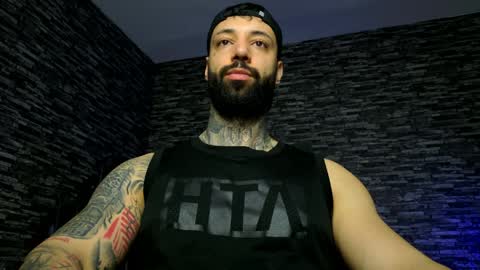 masculineguy69 online show from April 6, 9:16 pm