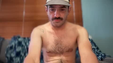 Snapshot of masculinehole chatting on September 30, 9:20 pm Masculine Hole online show from September 30, 9:20 pm