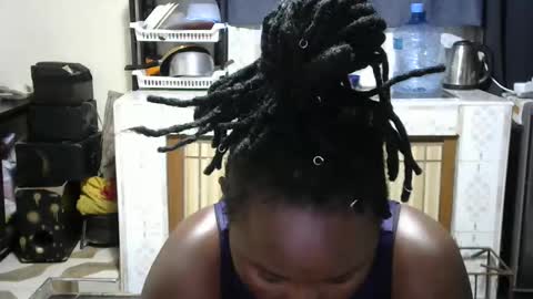 Cate online show from September 13, 9:36 pm