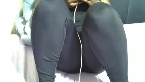 Cate online show from April 22, 10:22 pm