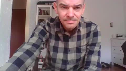 Snapshot of maserstti chatting on May 4, 7:04 am maserstti online show from May 4, 7:04 am