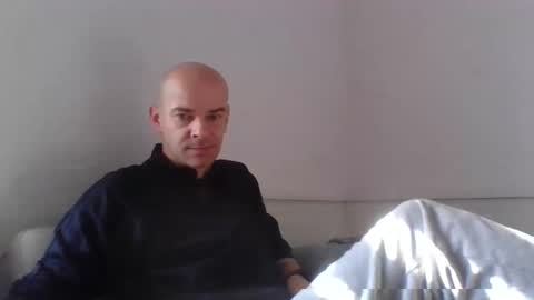 Snapshot of maserstti chatting on June 2, 5:42 am maserstti online show from June 2, 5:42 am