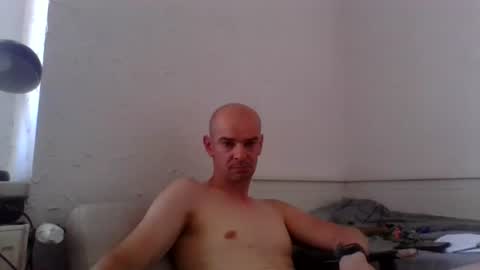 Snapshot of maserstti chatting on June 28, 1:28 pm maserstti online show from June 28, 1:28 pm