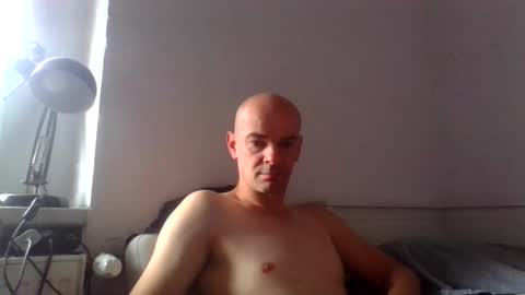 Snapshot of maserstti chatting on July 5, 10:22 am maserstti online show from July 5, 10:22 am