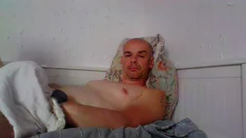 Snapshot of maserstti chatting on August 7, 9:11 am maserstti online show from August 7, 9:11 am