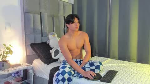 mash_angelo online show from February 14, 1:08 pm