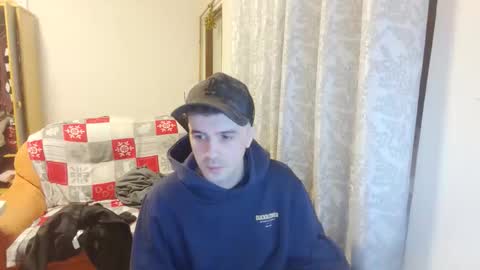 Snapshot of mash_potatoes_are_good chatting on October 3, 7:55 pm mash_potatoes_are_good online show from October 3, 7:55 pm