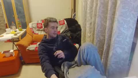 Snapshot of mash_potatoes_are_good chatting on October 17, 5:37 pm mash_potatoes_are_good online show from October 17, 5:37 pm