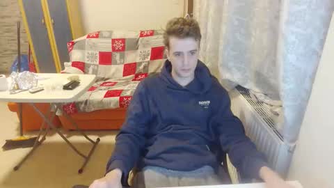 Snapshot of mash_potatoes_are_good chatting on October 21, 12:22 am mash_potatoes_are_good online show from October 21, 12:22 am