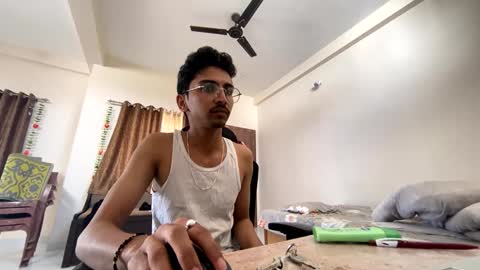 Mask Boy online show from January 21, 7:37 am