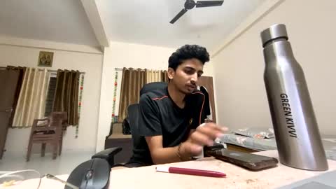 Mask Boy online show from January 31, 4:06 pm