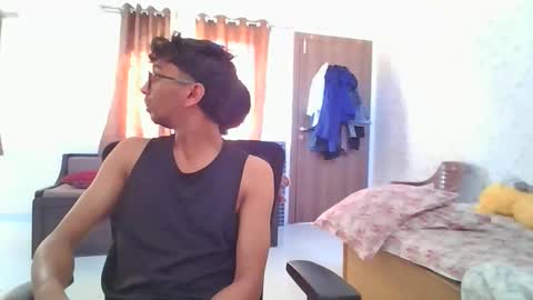 Mask Boy online show from March 8, 2:37 am