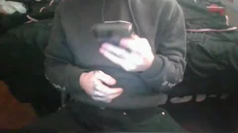 Snapshot of maskeddude69 chatting on December 15, 6:01 pm maskeddude69 online show from December 15, 6:01 pm