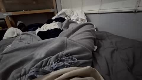 maskedmagikstik online show from February 17, 3:58 am