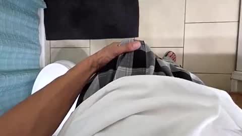 maskedmagikstik online show from February 28, 5:08 am