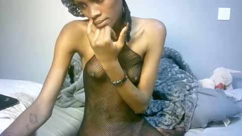 Snapshot of maskgang001 chatting on September 30, 1:43 am maskgang001 online show from September 30, 1:43 am