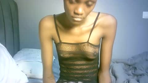 Snapshot of maskgang001 chatting on October 19, 1:39 am maskgang001 online show from October 19, 1:39 am