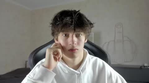 mason_jr online show from September 25, 3:16 pm