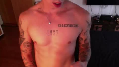 masonblakeee366 online show from April 18, 5:28 pm
