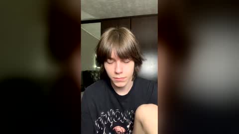 masonsilver_ online show from March 22, 6:28 am