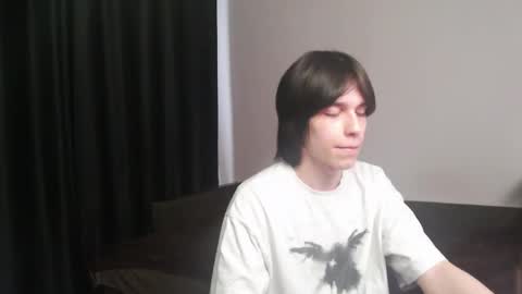 masonsilver_ online show from April 22, 8:50 am