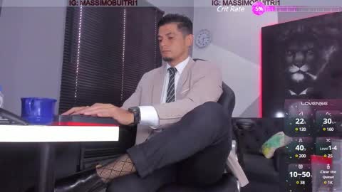 I am Massimo online show from January 16, 1:25 pm