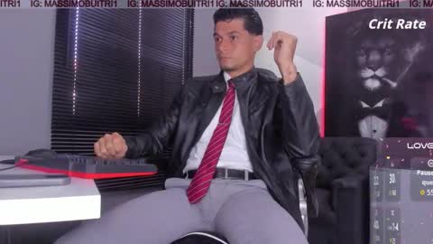 I am Massimo online show from November 18, 12:53 pm