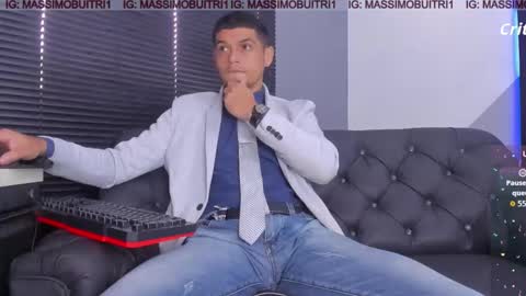 I am Massimo online show from February 27, 1:33 pm