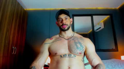 massimo online show from March 28, 2:55 am