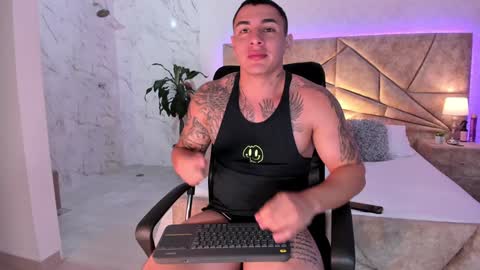 Massimo Contie online show from December 7, 2:02 pm