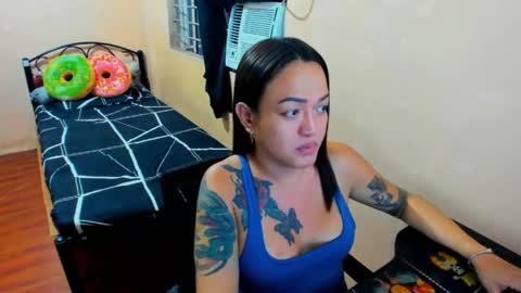 Snapshot of massivecockcum chatting on April 30, 9:08 pm kimmy online show from April 30, 9:08 pm