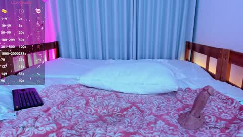 Snapshot of massivecockfuckbunny chatting on December 17, 2:44 am Eve   Independent model online show from December 17, 2:44 am