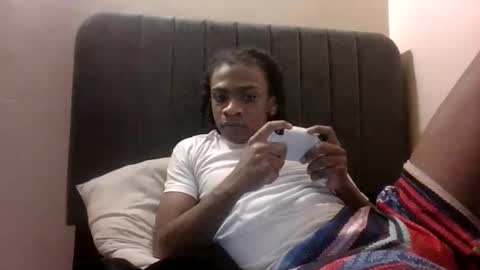 Snapshot of massivemalik chatting on December 27, 9:32 pm massivemalik online show from December 27, 9:32 pm