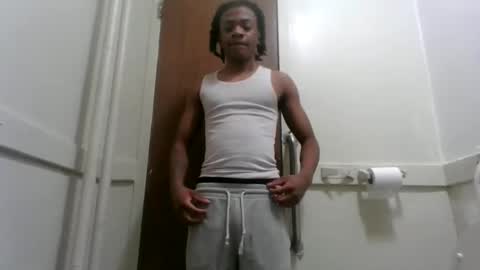 Snapshot of massivemalik chatting on December 29, 3:44 am massivemalik online show from December 29, 3:44 am