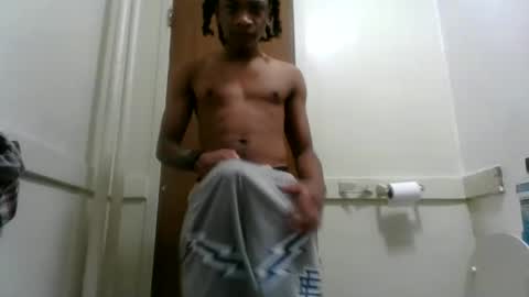 Snapshot of massivemalik chatting on January 6, 5:38 pm massivemalik online show from January 6, 5:38 pm