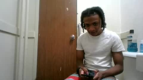 Snapshot of massivemalik chatting on January 11, 4:16 am massivemalik online show from January 11, 4:16 am