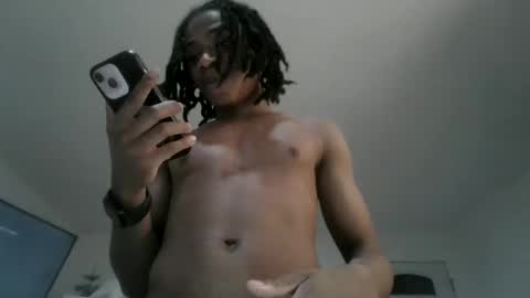 Snapshot of massivemalik chatting on January 22, 3:09 am massivemalik online show from January 22, 3:09 am