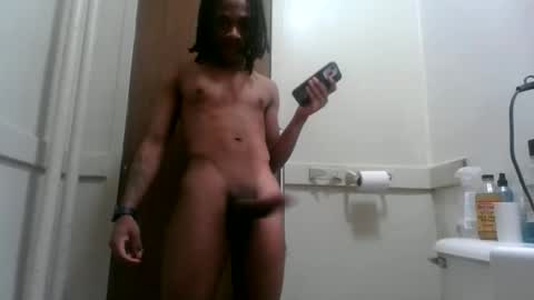 Snapshot of massivemalik chatting on January 27, 7:03 pm massivemalik online show from January 27, 7:03 pm