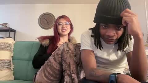 Snapshot of massivemalik chatting on March 7, 9:07 am massivemalik online show from March 7, 9:07 am