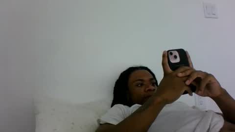 Snapshot of massivemalik chatting on September 15, 11:16 pm massivemalik online show from September 15, 11:16 pm