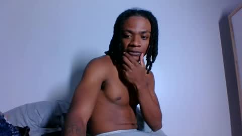 Snapshot of massivemalik chatting on September 27, 2:27 am massivemalik online show from September 27, 2:27 am