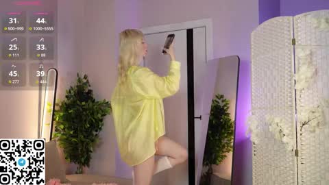 Maya online show from September 28, 4:29 am