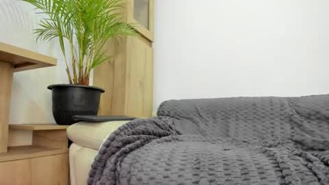 Snapshot of master4nastyslvxxx chatting on March 3, 1:28 pm doriam online show from March 3, 1:28 pm