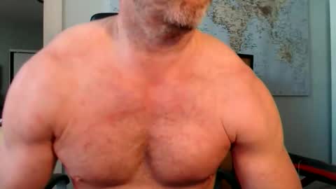 Snapshot of master8daddy69 chatting on May 20, 8:26 pm master8daddy69 online show from May 20, 8:26 pm